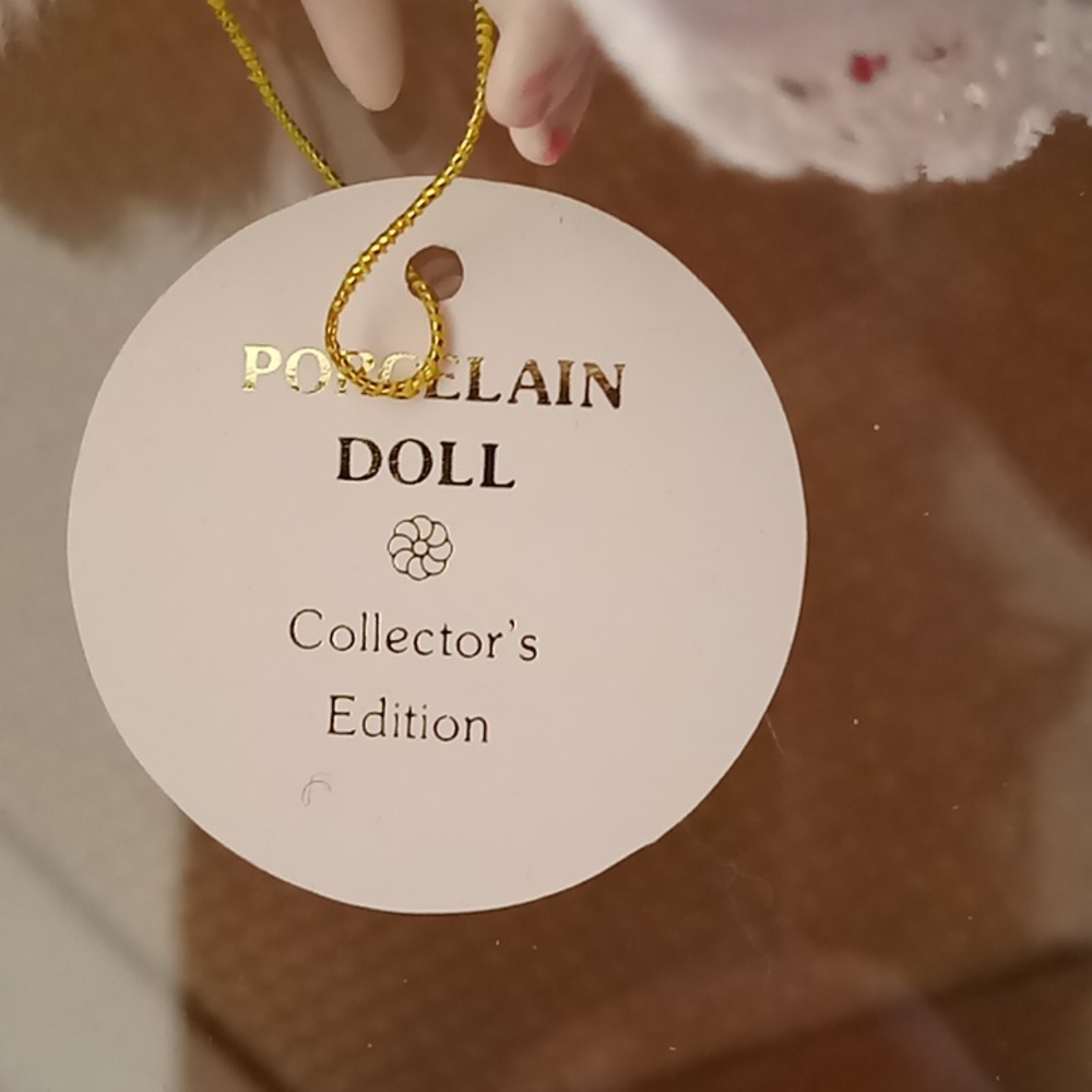 NWT Vintage Porcelain Doll - Picture 4 of 9